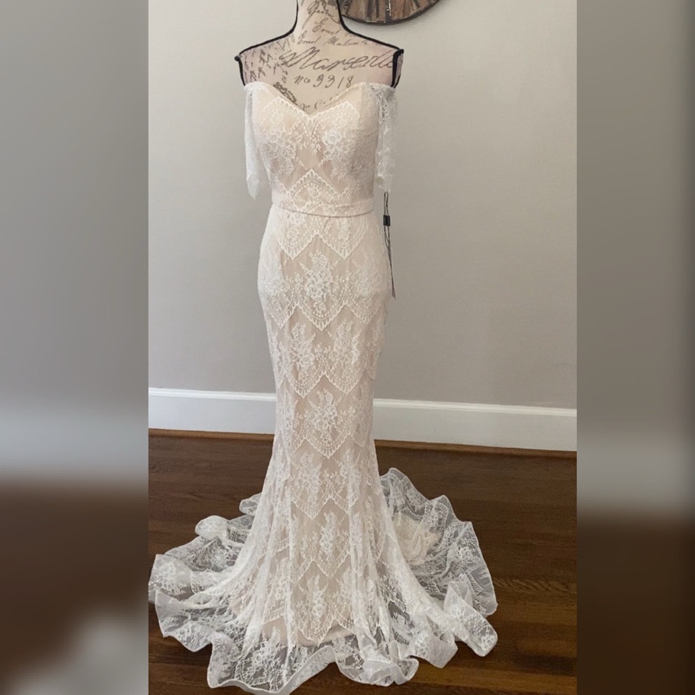 NWT simple boho lace wedding dress, reception dress or elopement wedding dress - Picture 3 of 7